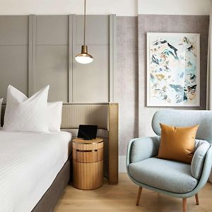 Junior Suite One King Bed